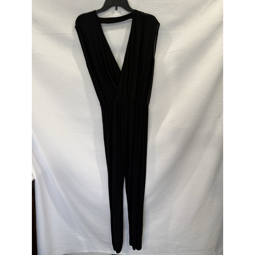 Elegant Black Sleeveless V-Neck Jumpsuit - Picture 4 of 7